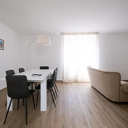 Lägenhet Amas Loft Abate Gimma *